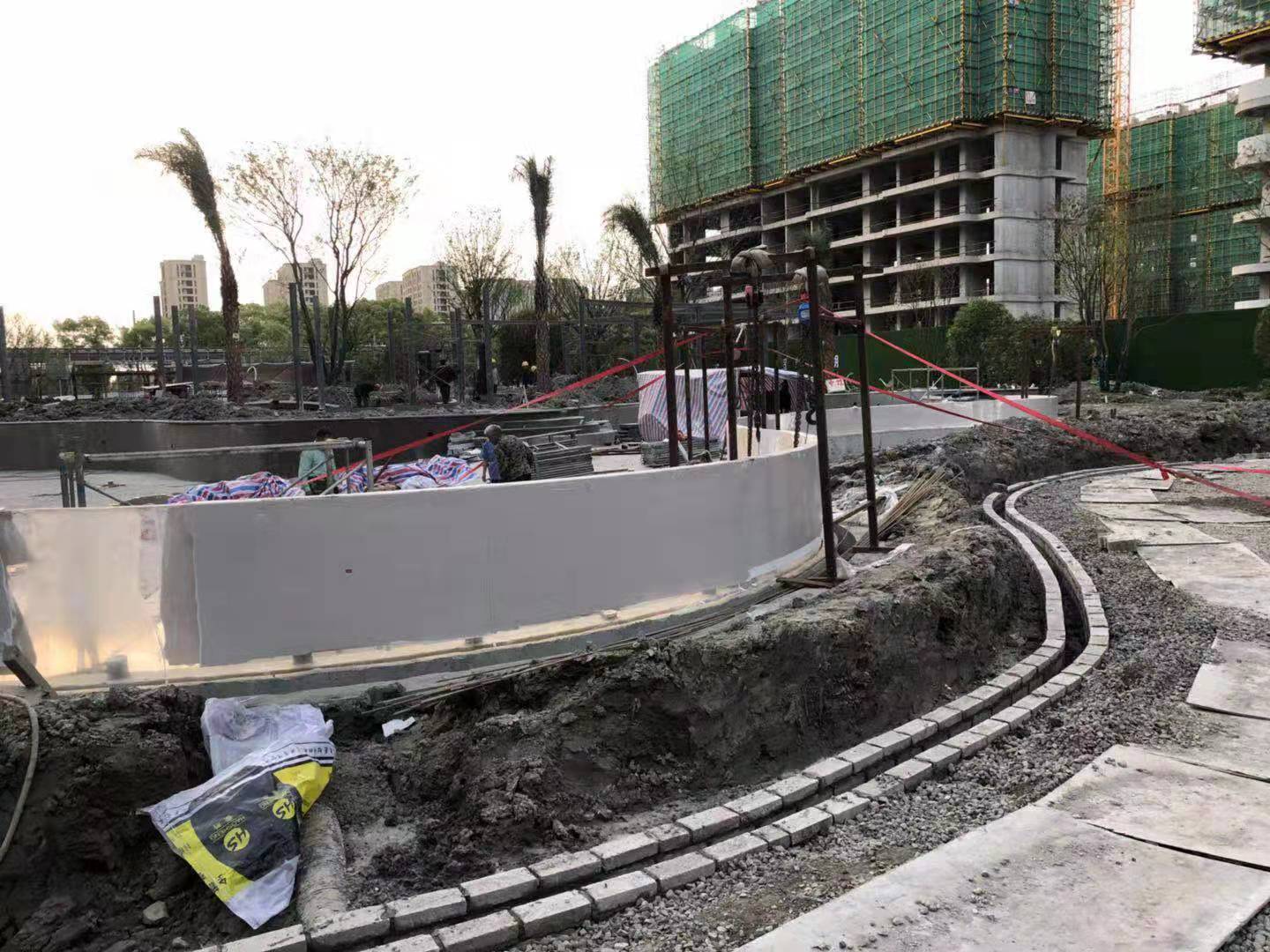 Piscina acr&iacute;lica - instala&ccedil;&atilde;o LEYU