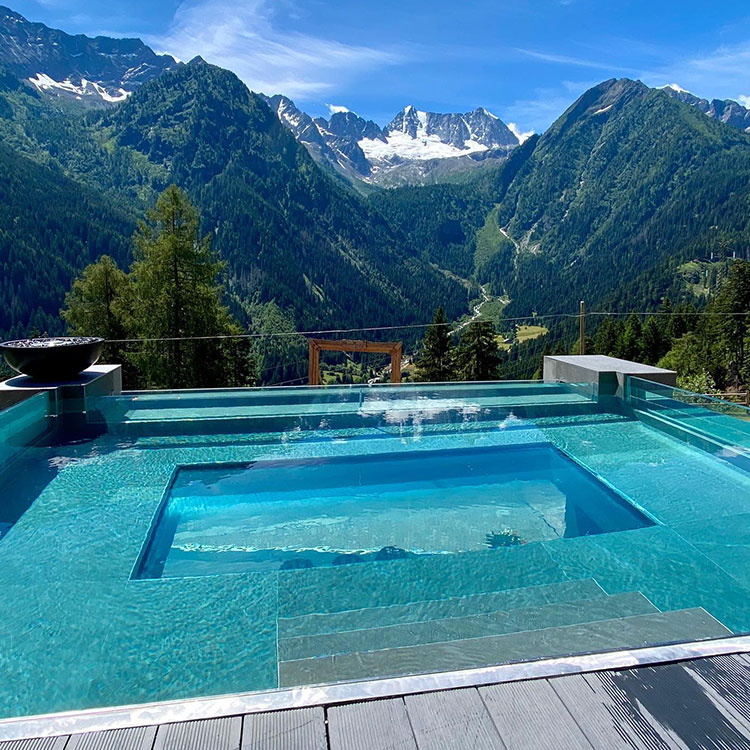 Piscina acr&iacute;lica - design