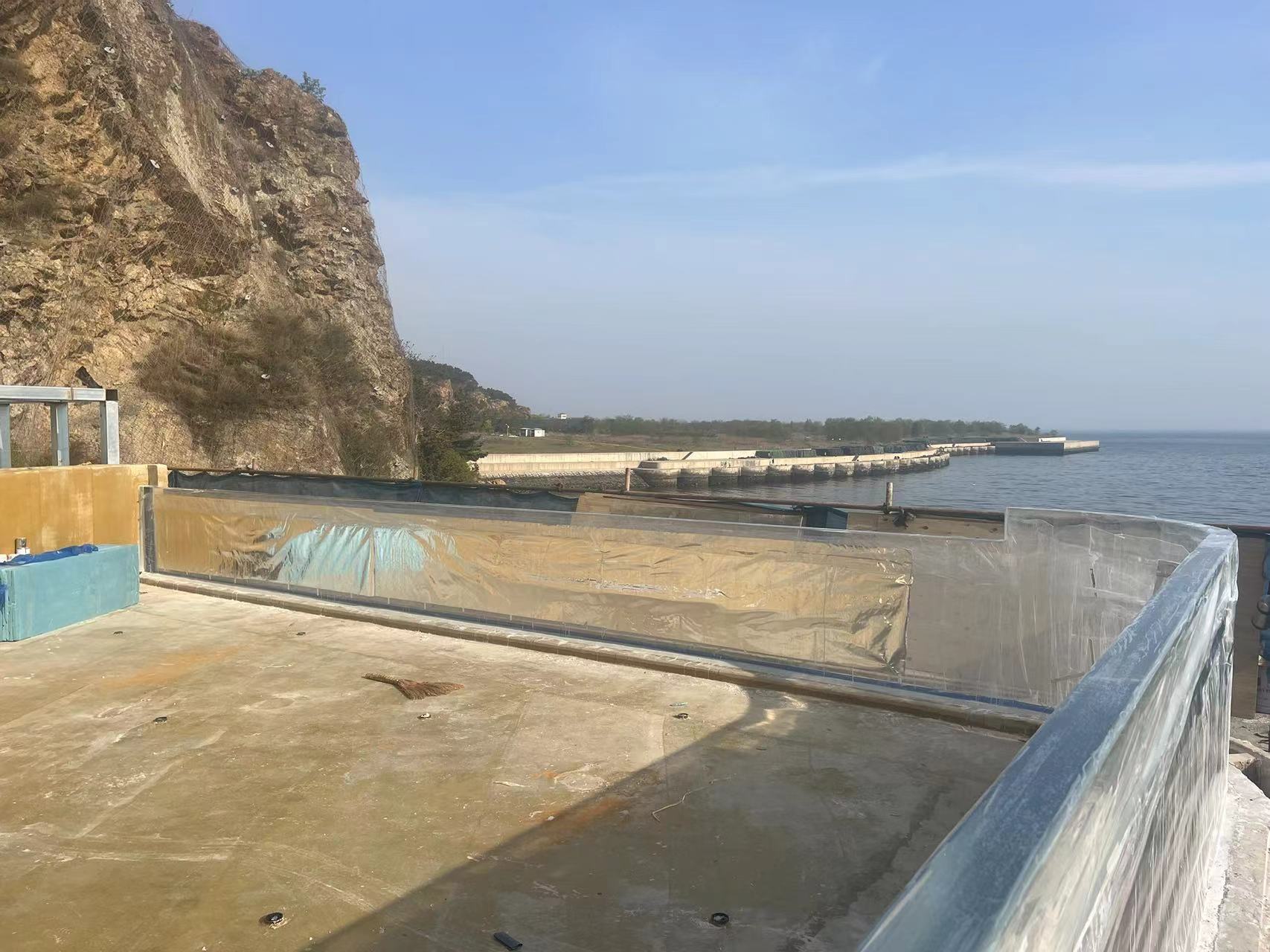 Piscina acr&iacute;lica - instala&ccedil;&atilde;o LEYU