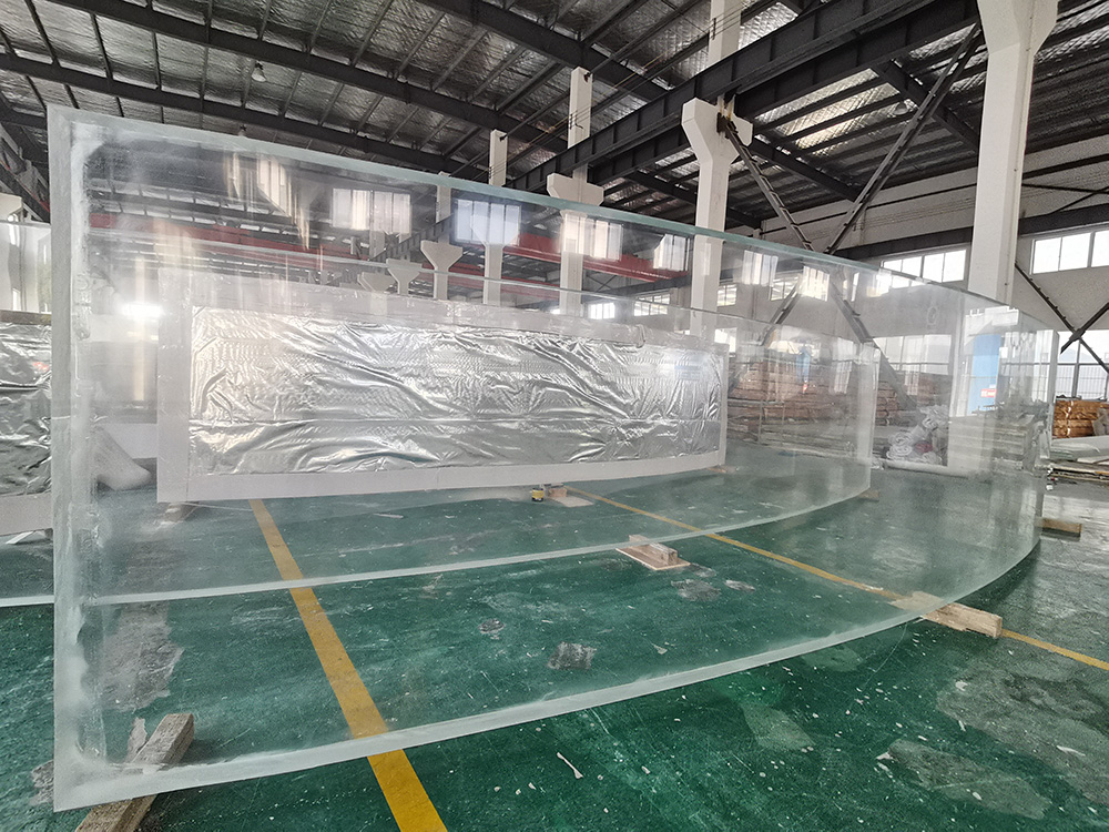 Considerações para a construção de aquários com painel acrílico - Leyu