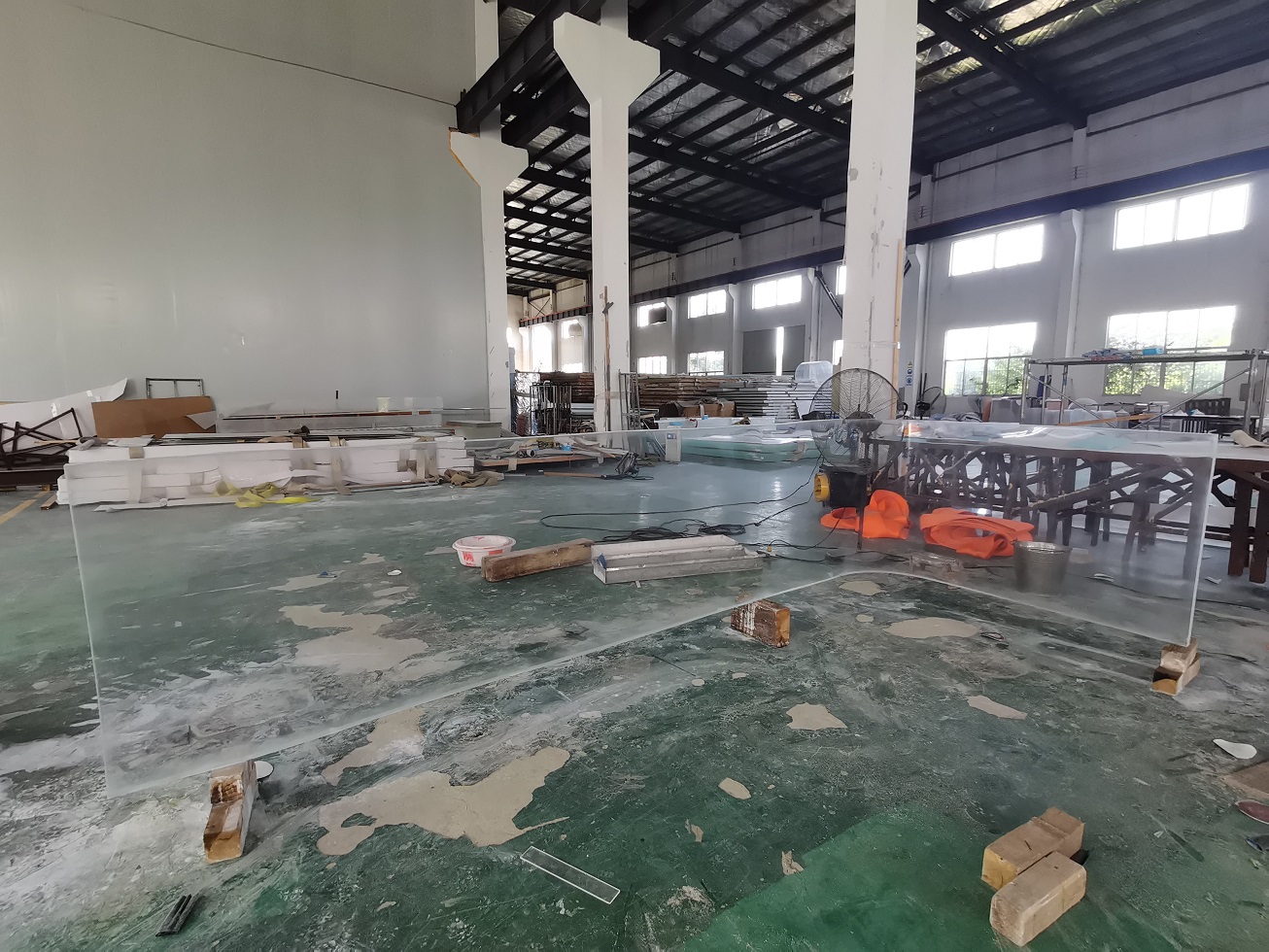 Fabricante e instalador de parede de piscina de acrílico transparente Compre parede de piscina Infinity - Leyu
