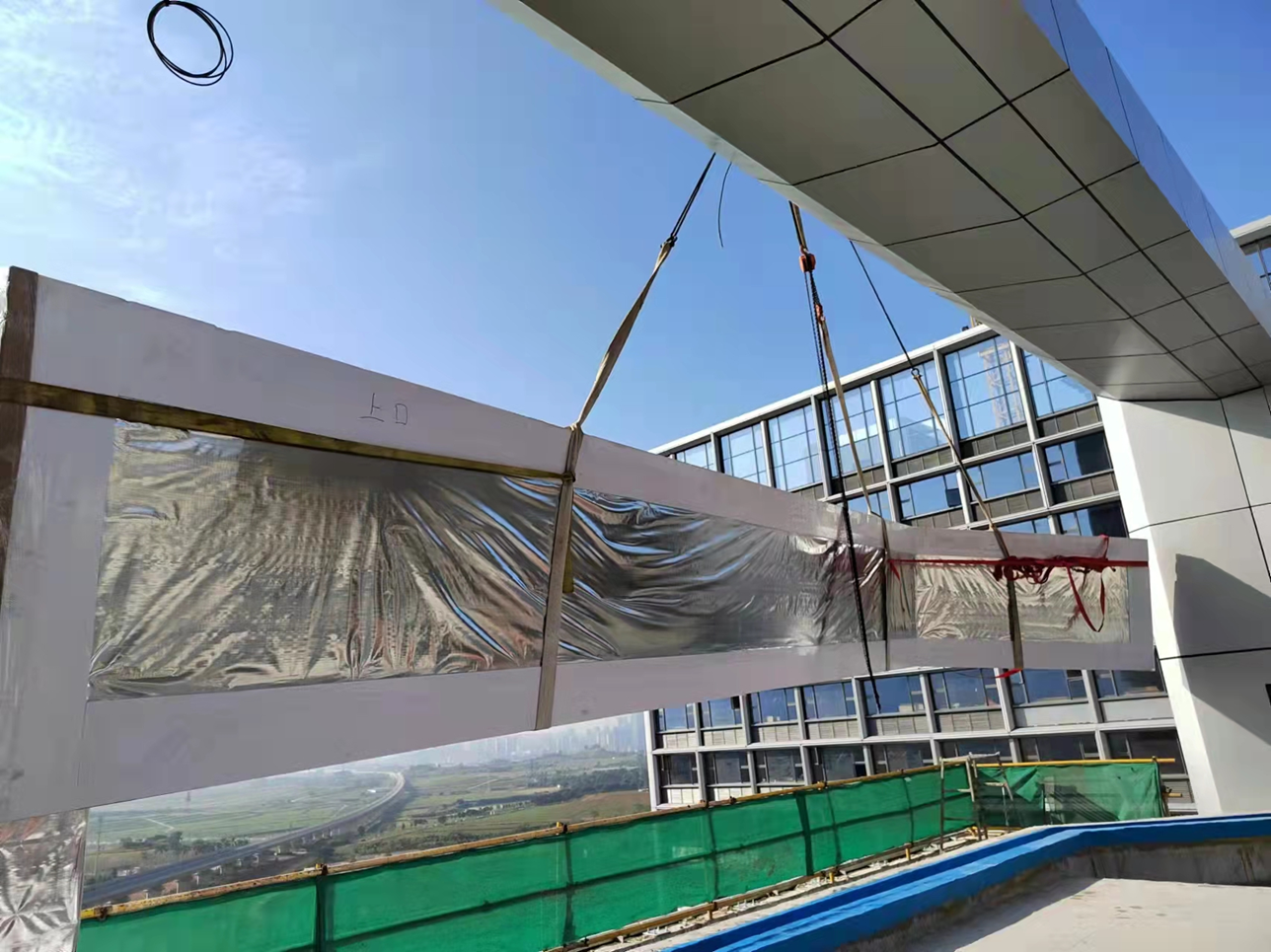 Piscina acr&iacute;lica - instala&ccedil;&atilde;o LEYU - Leyu 